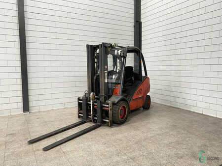 Empilhador diesel 2007  Linde H30D (351) H (D) (1)