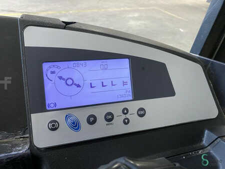 Chariots à mât rétractable 2017  Still FM-X10 (8)