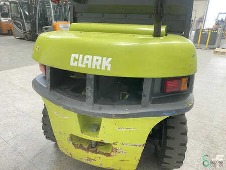 Dieselový VZV 2001  Clark CMP 45 D CMP (D) (4)