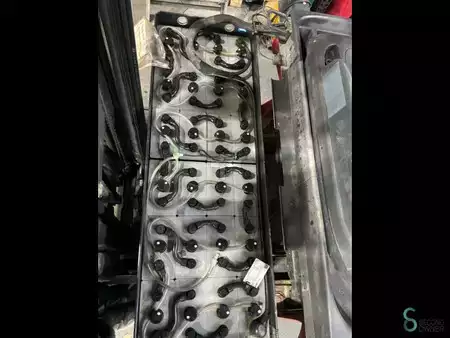 Carrelli retrattili 2014  Linde R16HD (14)