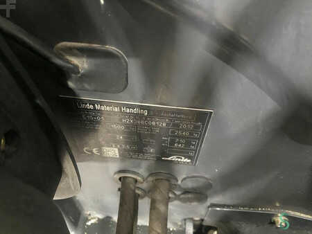 Elektro čtyřkolový VZV 2012  Linde E 15 (9)