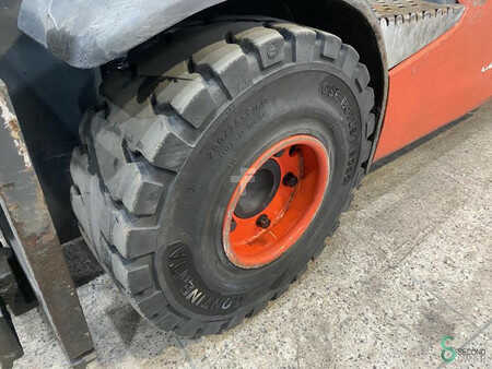 Empilhador a gás 2008  Linde H20T (17)