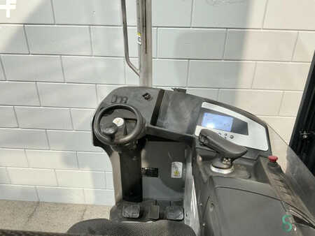 Reach Trucks 2019  Still FM-X14 (12)