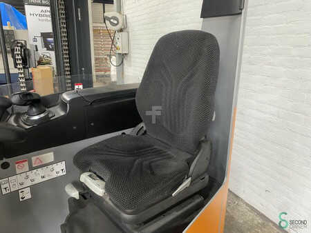 Chariots à mât rétractable 2018  Still FM-X10 (10)