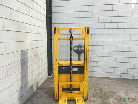 Stapelaars 2014  Jungheinrich EJC 112 (4)