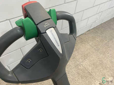 Stapelaars 2014  Jungheinrich EJC 112 (9)