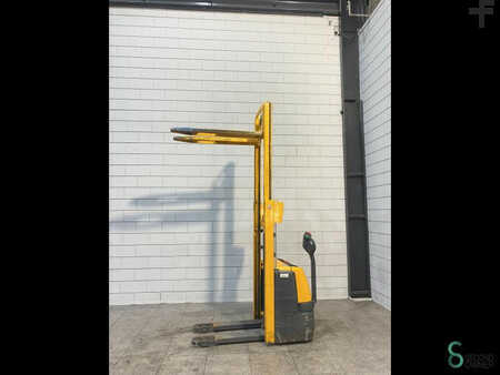 Stapelaars 2013  Jungheinrich EJC 112 (6)