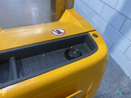 Stapelaars 2014  Jungheinrich EJC 112 (10)