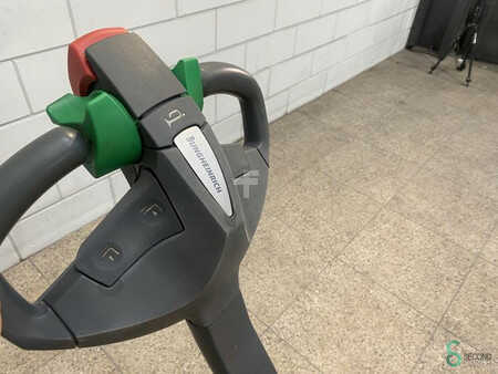 Stapelaars 2014  Jungheinrich EJC 112 (9)