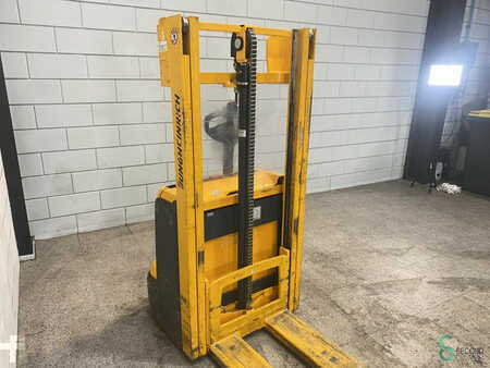 Hochhubwagen 2013  Jungheinrich EJC 112 (3)