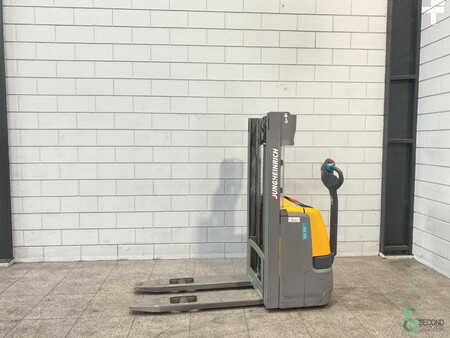 Stapelaars 2017  Jungheinrich EJC 112 (1)