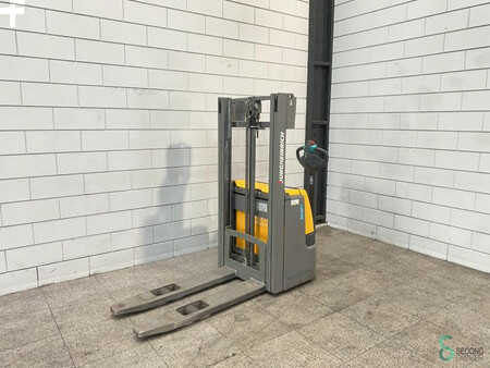 Stapelaars 2017  Jungheinrich EJC 112 (2)