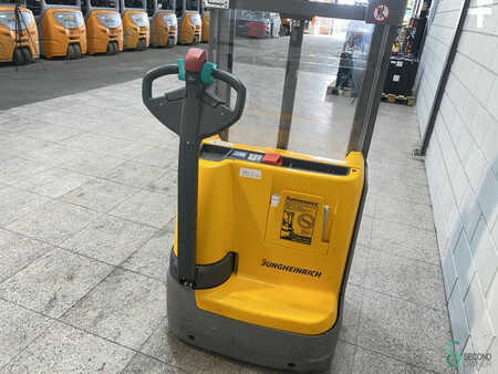 Stapelaars 2017  Jungheinrich EJC 112 (5)