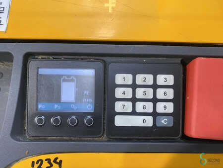 Stapelaars 2017  Jungheinrich EJC 112 (7)