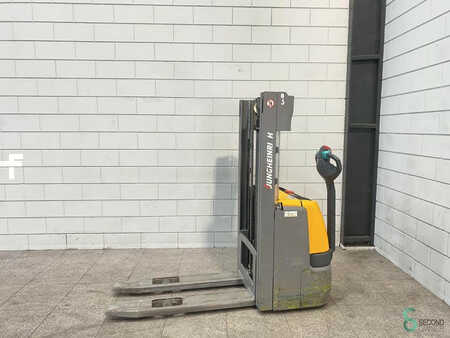 Stapelaars 2016  Jungheinrich EJC 112 (1)