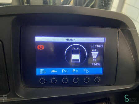 4-wiel elektrische heftrucks 2015  Jungheinrich EFG 425k (9)