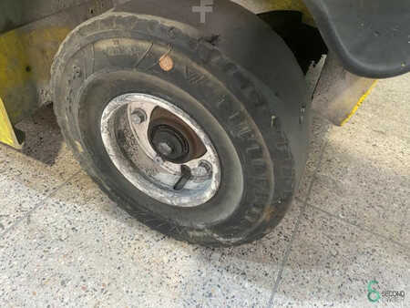 4-wiel elektrische heftrucks 2014  Jungheinrich EFG 425 (18)