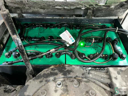 Chariots électriques à 4 roues 2018  Still RX50-13 (14)