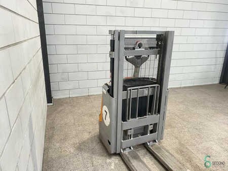 Ruční vysokozdvižný vozík 2019  Still EXV10 (3)