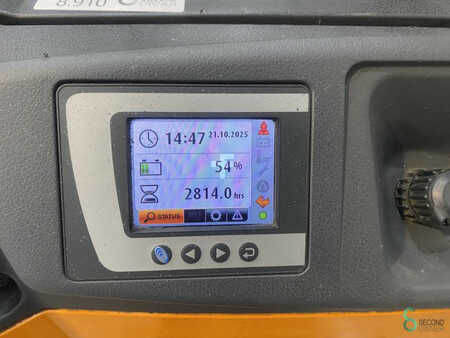 Stacker pedestre 2019  Still EXV14 (8)