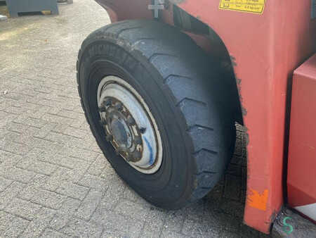 Dieselstapler 2005  Kalmar DCE100-12 (19)