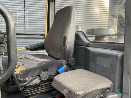 Dieselstapler 2005  Kalmar DCE100-12 (9)