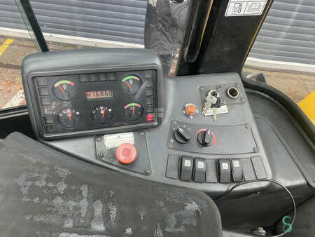 Dieselstapler 2013  Yale GDP 120 DC (13)