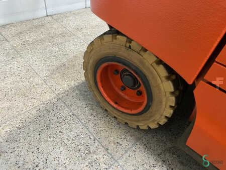 4-wiel elektrische heftrucks 2018  Linde E35L (18)