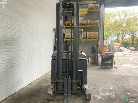 Chariots à mât rétractable 2013  Still FM-X10 (4)