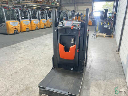 Pystysuora ordreplukker 2019  Linde V10-02 (5)