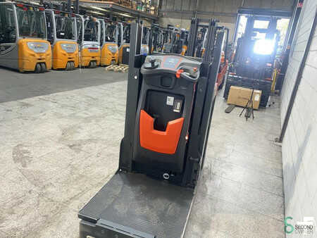 Vertikální vychystávací vozík 2019  Linde V10-02 (5)