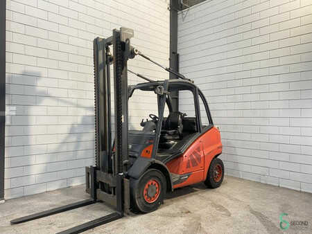 Dízel targoncák 2015  Linde H45D-02 (2)