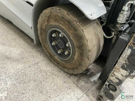 Chariots électriques à 4 roues 2012  Still RX60-25 (18)