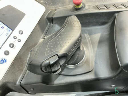 Reach Trucks 2016  Still FM-X14 (14)