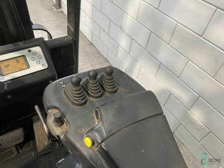 4-wiel elektrische heftrucks 2012  Nissan 1 N 1 L 18 Q (11)