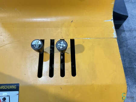 Magasemelésű béka 2012  FAC 4V-XT3020 (11)