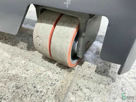 Magasemelésű béka 2012  FAC 4V-XT3020 (17)