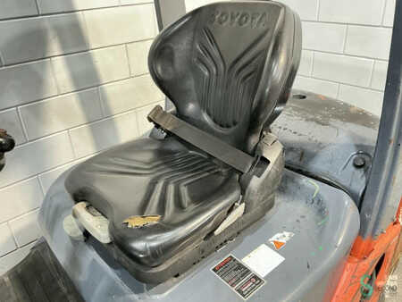 Dieselstapler 2017  Toyota 02-7 FDF 15 (12)