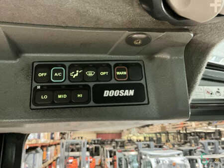 Dieselstapler 2017  Doosan D90S-7 (14)