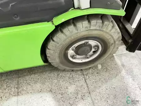 Elektro čtyřkolový VZV 2019  Linde E16-02 (24)