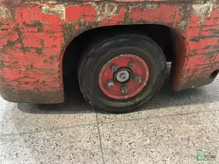 Elektromos 4 kerekű 2020  Linde E14 (16)