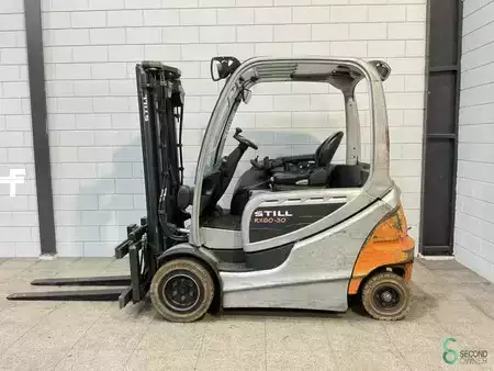 Eléctrica de 4 ruedas 2013  Still RX60-30 (1)