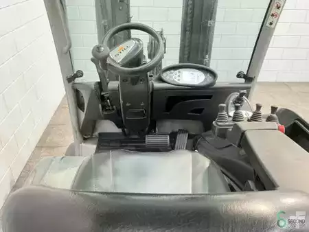 Eléctrica de 4 ruedas 2013  Still RX60-30 (13)