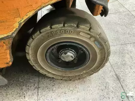 Eléctrica de 4 ruedas 2013  Still RX60-30 (17)