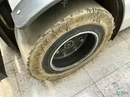 Eléctrica de 4 ruedas 2013  Still RX60-30 (18)