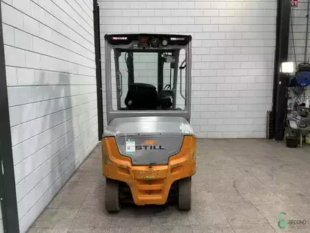 Eléctrica de 4 ruedas 2021  Still RX60-25 (6)