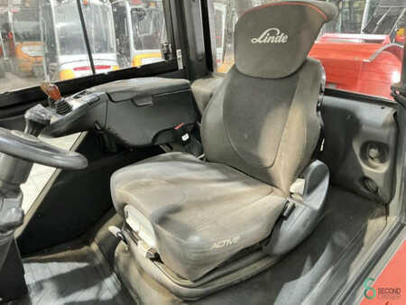 Gázüzemű targoncák 2019  Linde H35T (12)