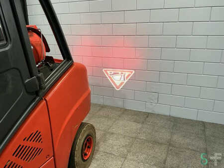 Gázüzemű targoncák 2019  Linde H35T (7)