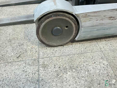 Reach Trucks 2017  Still FM-X14 (18)