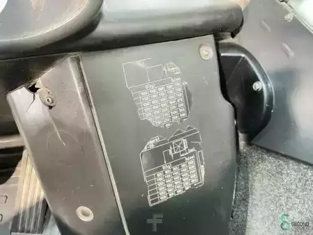 Carretilla elevadora diésel 2013  Still RX 70-25 (19)